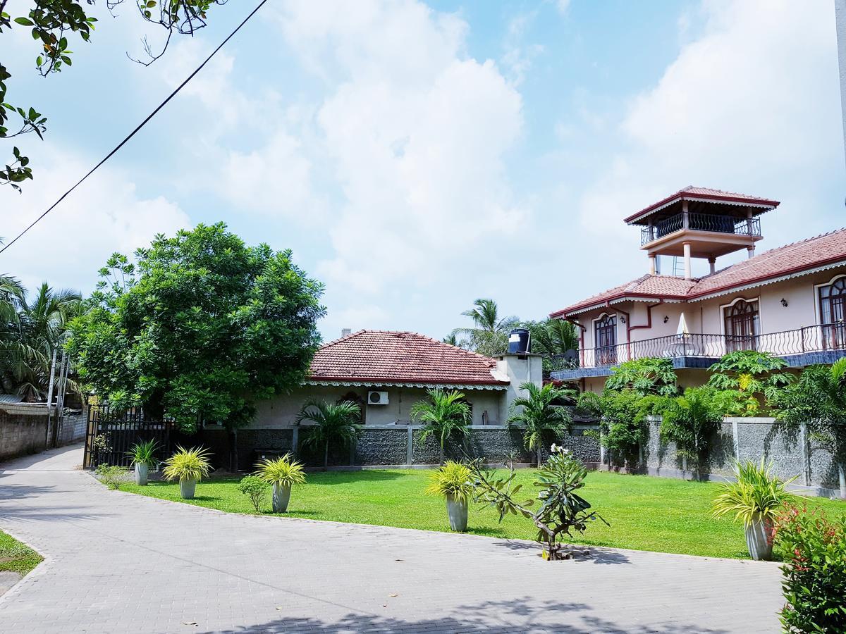 Sea Breeze Deluxe Inn Negombo Luaran gambar