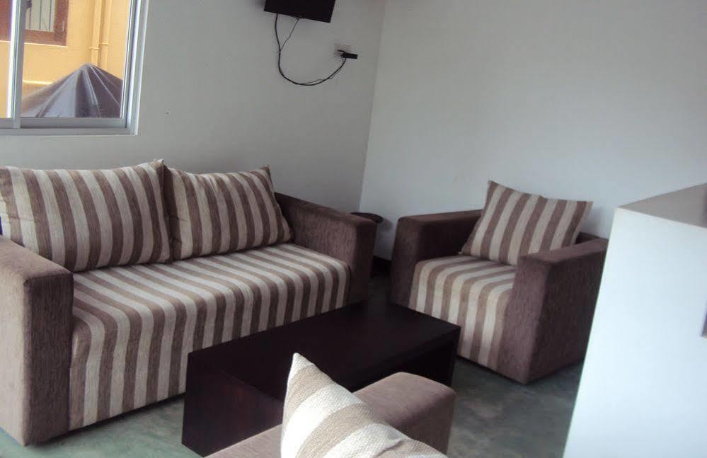 Sea Breeze Deluxe Inn Negombo Luaran gambar